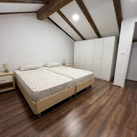 Apartman Pr'toncih